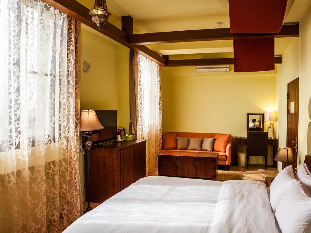 Oasis Hotel Magong Extérieur photo